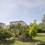 Dort Mevsim Alaçatı