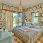 Dort Mevsim Gæstehus Alaçatı