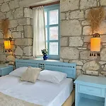 Dort Mevsim Gæstehus Alaçatı