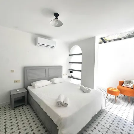 Dort Mevsim 3* Alacati